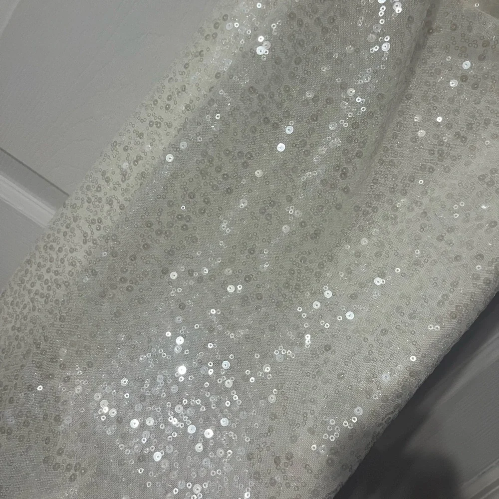 Cider White Iridescent Sequin Top - Picture 5 of 6